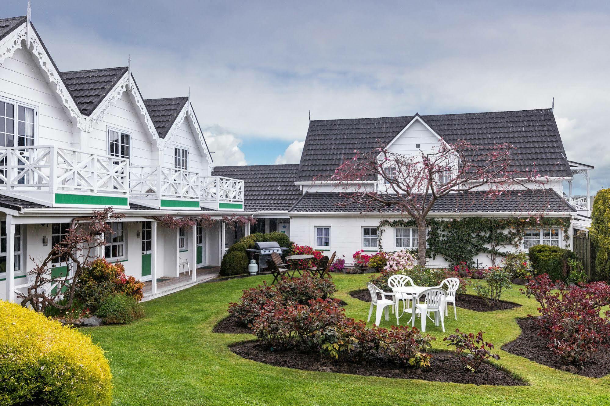 Phoenix Thermal Resort - Taupo Eksteriør bilde