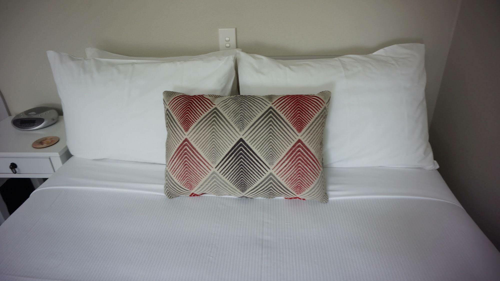 Phoenix Thermal Resort - Taupo Eksteriør bilde